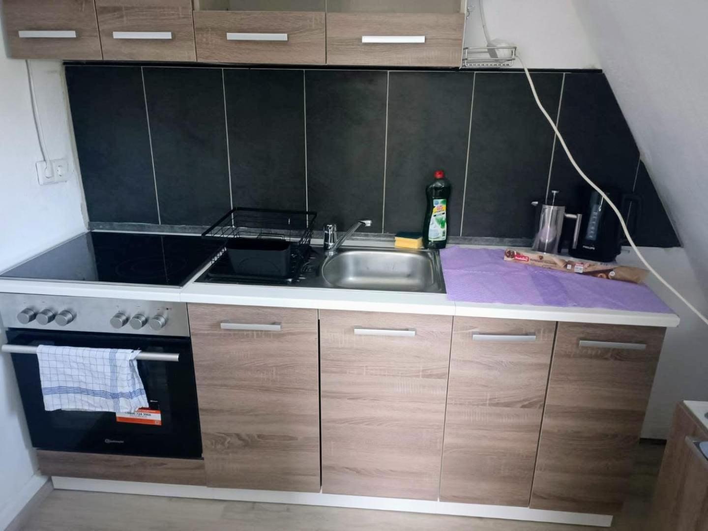 Monteurwohnung - Worker's - Belremstrasse Apartment