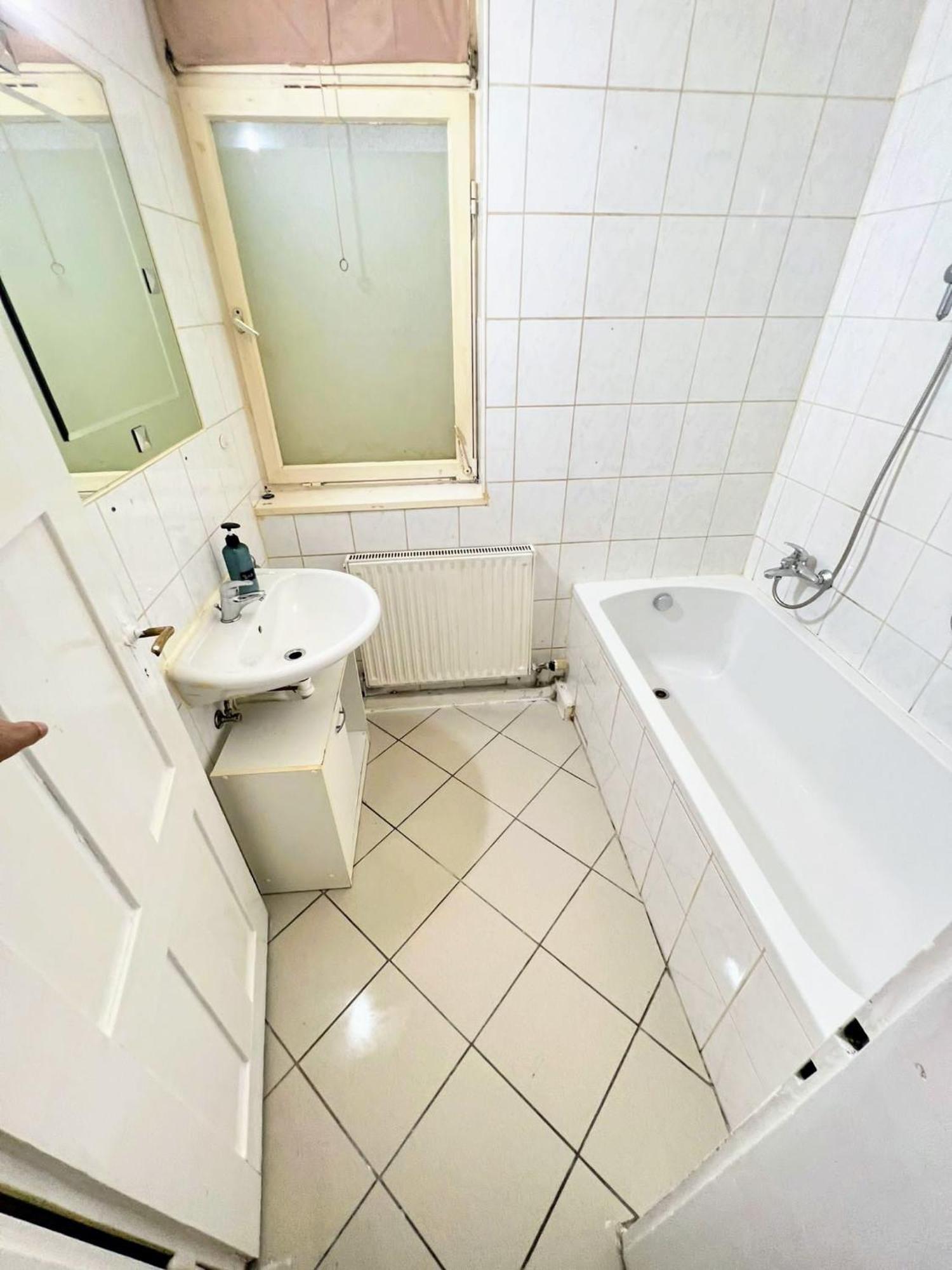 Apartment Monteurwohnung - Worker's - Belremstrasse Pforzheim